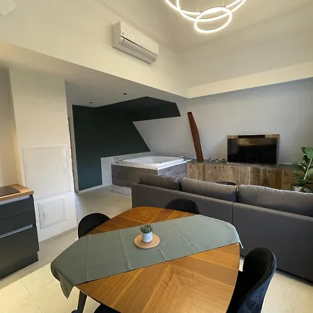 Alojamento de Acomodação e Pequeno-almoço L'atelier Emile - Privatif - 5 Min Colmar