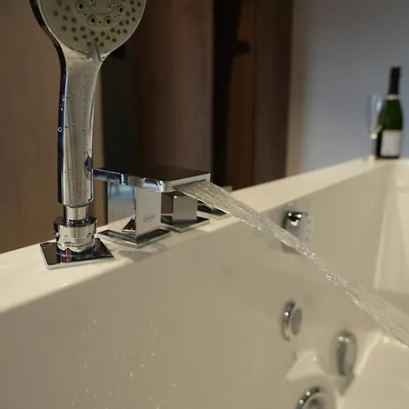 L'atelier Emile - Privatif - 5 Min Colmar Alojamento de Acomodação e Pequeno-almoço 4*